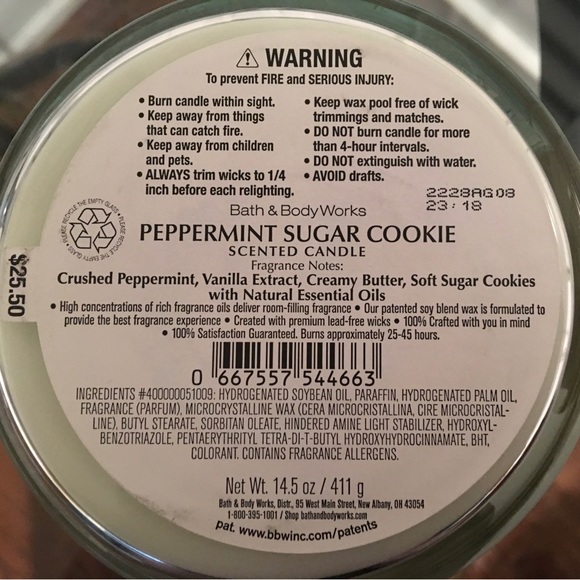 Bath & Body Works Peppermint Sugar Cookie 3 Wick Candle New - Picture 3 of 3